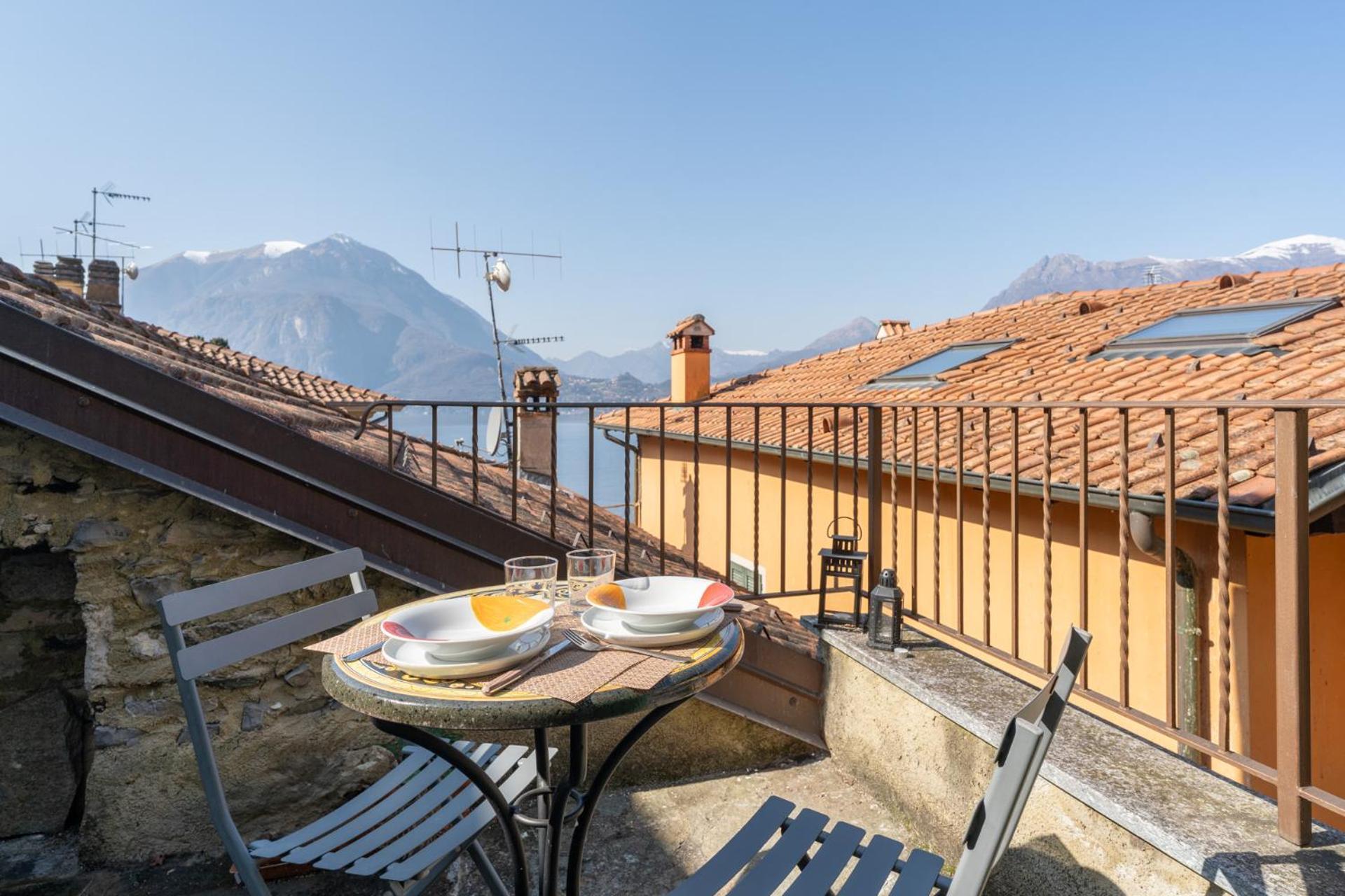 Chiave Di Volta Lovely Guesthouse With Terrace Varenna Exterior photo
